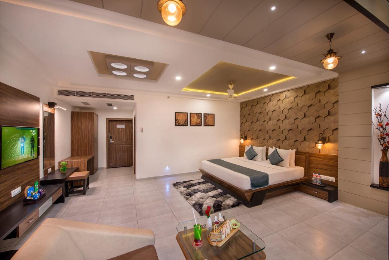 Lords Eco Inn Morbi Exterior foto
